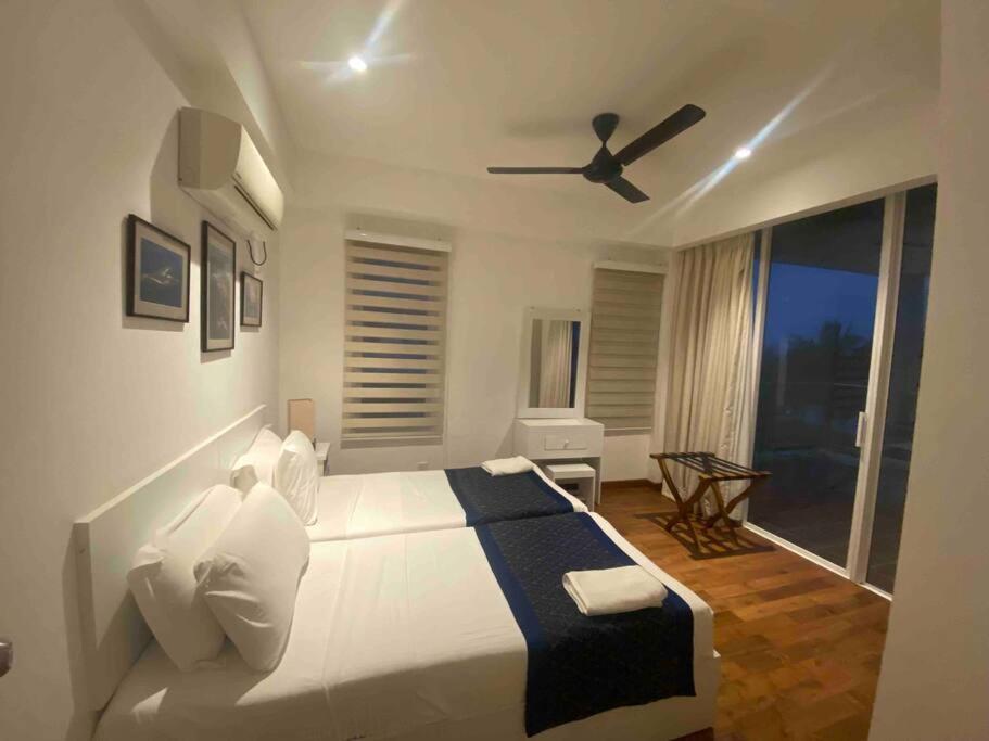 Apartment Oceanfront 3-2-01- Nilaveli