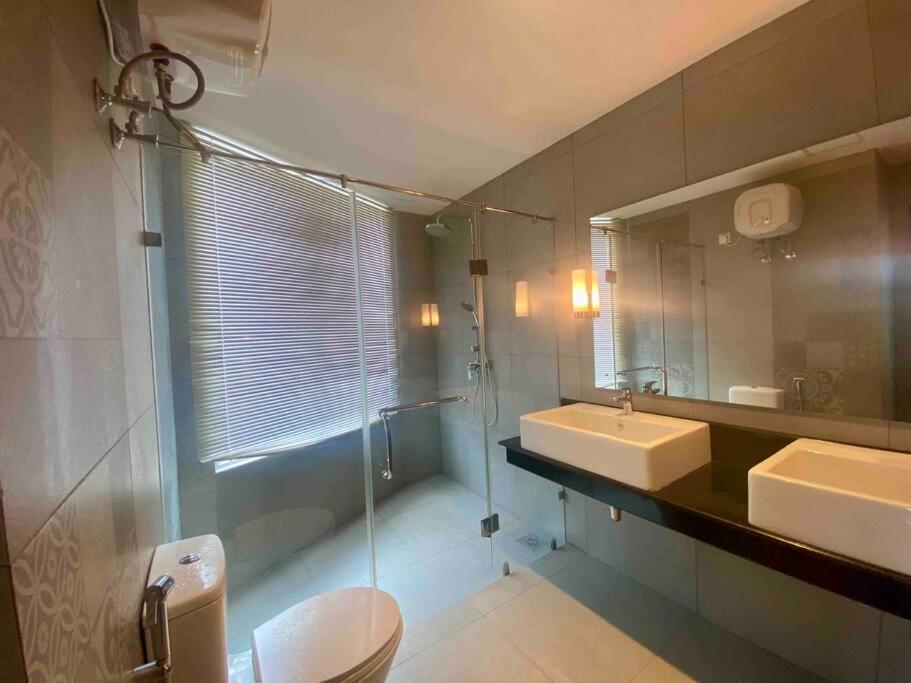 Apartment Oceanfront 3-2-01-
